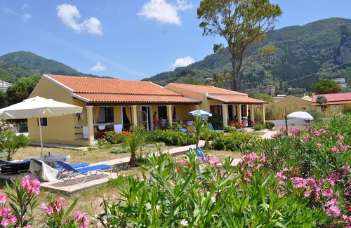 Agios Gordios House | Beachfront holiday house Eftichia