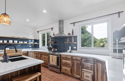 Caribbean Way House | Beachfront home w/ocean view, shared dock/hammocks, partial AC & strong WiFi