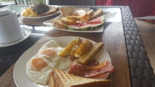 Playa Hermosa Hotel | Beachfront Hotel Tramonto