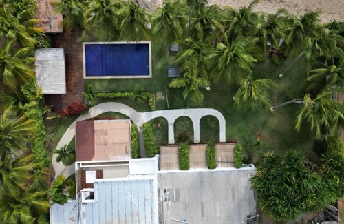 Porto de Pedras House | Beachfront house on the Route of Miracles