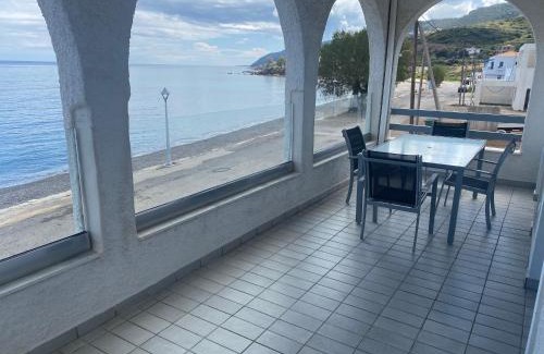 Agia Pelagia Apartment | Beachfront House Agia Pelagia Kythira