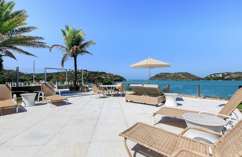 Village da Ferradura Villa | Beachfront House in Ferradura, Buzios - Buz025