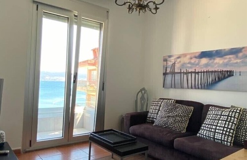 Sanxenxo Condo | Beachfront in the Center of Sanxenxo