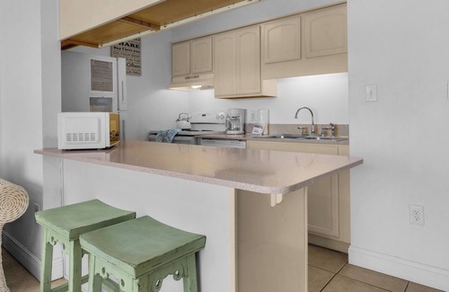 Seagrove Beach Condo | Beachfront in Seagrove Beach + Free Tickets: Bikes, Dolphin Cruise & More!