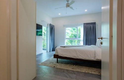 Dominical Apartment | Beachfront Jungle Luxury! 3BD Penthouse Uvita