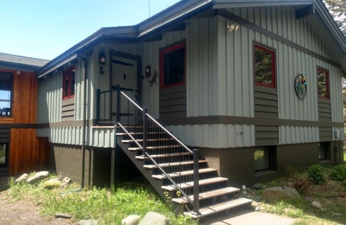 Grand Marais Cottage | Beachfront Lake Superior TwelveMileRock.com