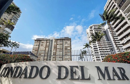 San Juan Apartment | Beachfront Oceanview 2-suite condo with balcony, AC, WiFi, Pool, Fitness Room