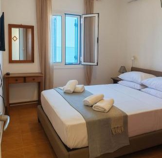 Agia Pelagia Apartment | Beachfront Panorama Apartments in Kythira