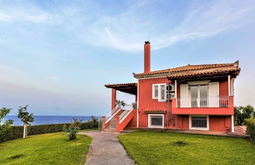 Messini House | Beachfront Panoramic Seaview - Galini Estate