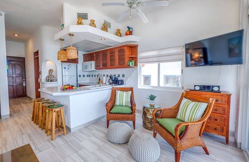 Akumal Condo | Beachfront Penthouse Condo with Two Oceanview King Suites