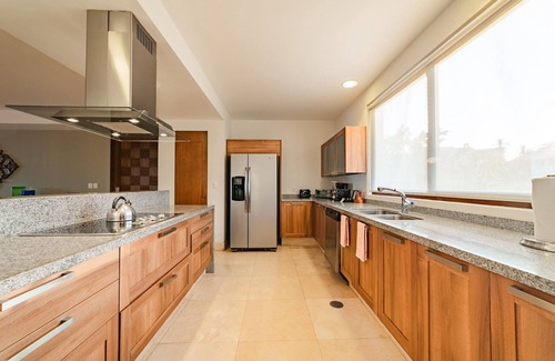Santa Maria Huatulco Condo | Beachfront Penthouse | Resort Amenities