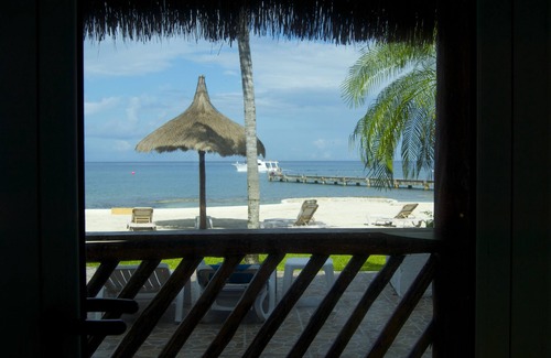 Costa Maya House | Beachfront Property With Pool