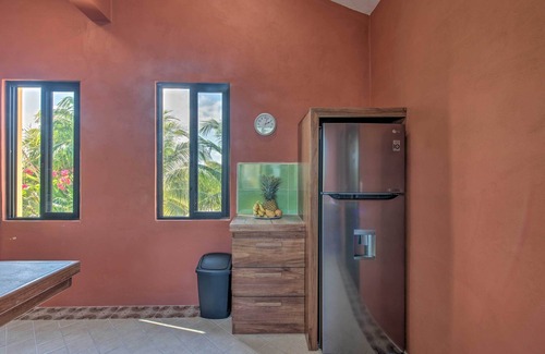 El Placer Apartment | Beachfront Quintana Roo Apartment w/Ocean Views!