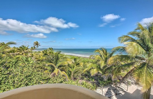 El Placer Apartment | Beachfront Quintana Roo Apartment w/Ocean Views!