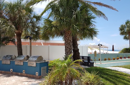 Belle Vista Condo | Beachfront Resort Condo Heated Pool Direct Beachfront