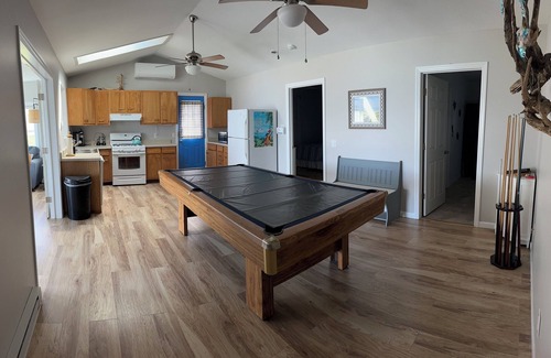 North East House | Beachfront Retreat in Wine Country w/Sunset View!