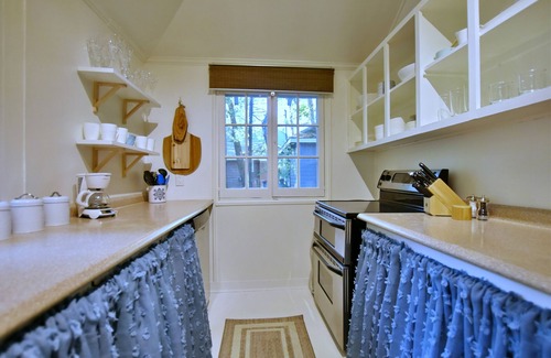 Tiny Cottage | Beachfront Retro Chic Cottage nSTRTT-2024-164 2038