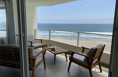 La Serena Apartment | Beachfront Spectacular New Apartment sleeps up to 8 - Laguna del Mar