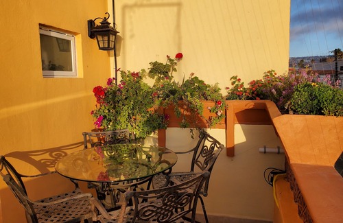 Costa House | Beachfront - Spectacular Luxury Single Family Home/Views - Newly Renovated