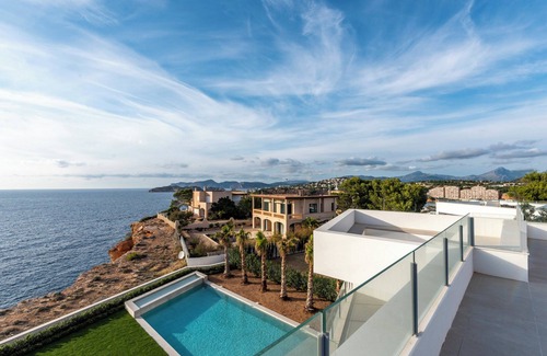 El Toro Villa | Beachfront vacation villa