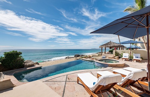 Buzzards Villa | Beachfront Villa, Private Pool & Access to Fitness Center & Private Beach Club
