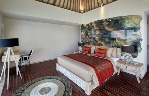 Sukawati Villa | Beachfront Villa 4 Bedroom with Private Pool Sunrise