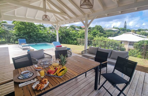 Le Francois House | Beachfront villa Cap Est Le François