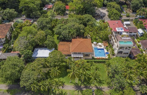 Playa Hermosa House | BEACHFRONT VILLA - FORMER BACARDI FAMILY COMPOUND! Lg FAMILY/WEDDING/EVENT VENUE