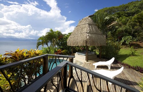 Savusavu House | Beachfront Villa - Private Infinity Pool, Spectacular Views