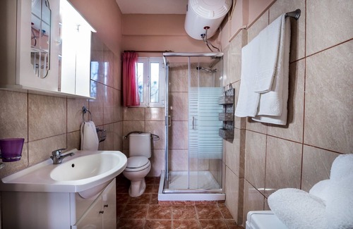 Agios Matthaios Villa | Beachfront Villa Rania - Holiday Villa Rental by the Sea with pool in Corfu, Greece
