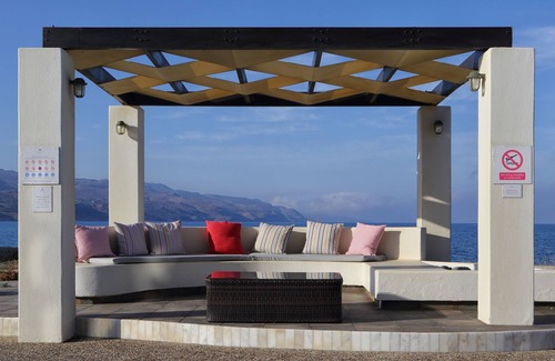 Rapaniana Villa | Beachfront villa with private pool,ping-pong & BBQ