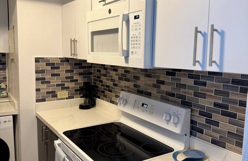 Isla Verde Apartment | Beachfront Wave at Isla Verde