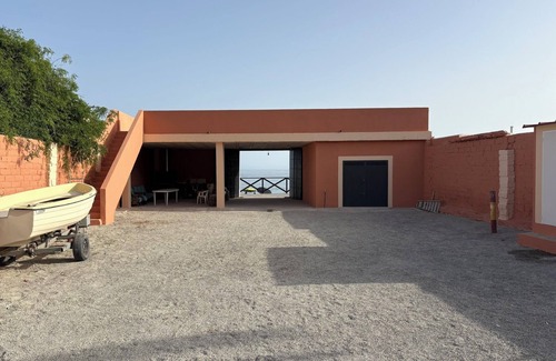 Albunol House | Beachfront with barbecue. Ideal for families