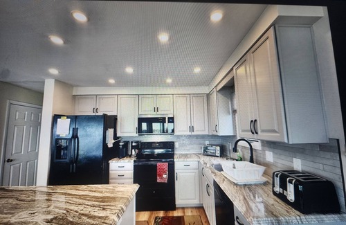 South End House | BEACHFRONT WITH BREATHTAKING OCEAN VIEW! LST MIN SPECL WK OF June 7 3 NT Minim