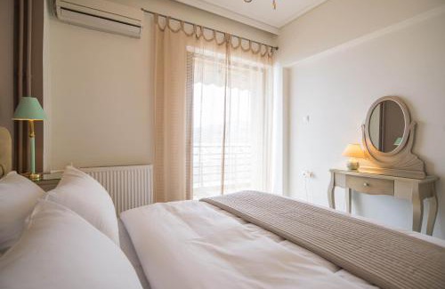 Itea Apartment | Beachfront ZEN sea view apartment