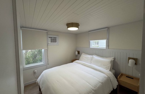 Geneva-on-the-Lake Cottage | Beachland Cottage