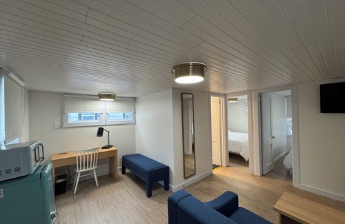 Geneva-on-the-Lake Cottage | Beachland Cottage