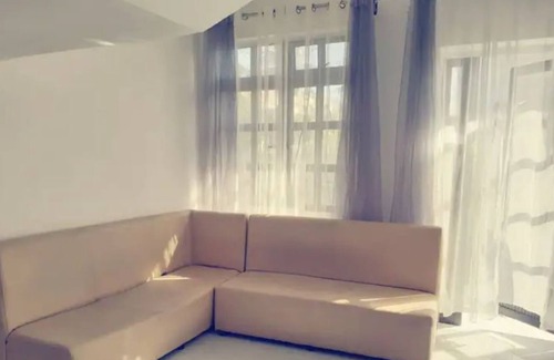 Wolmar House | Beachlover apart 3 beds 15 secs next sea west area
