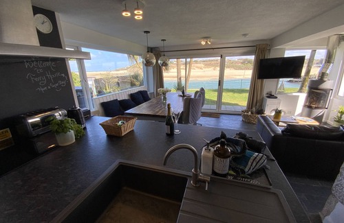 Lelant House | Beachpad's Ferry House on Best Beach 2024 *The Times Pool Hot Tub Parking Wifi