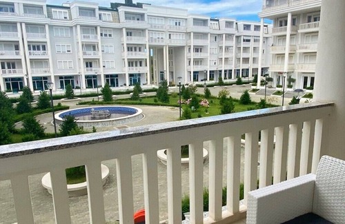 Velipoje Apartment | Beachside Bliss: Spacious Apartment for Family Fun and Serene Getaways