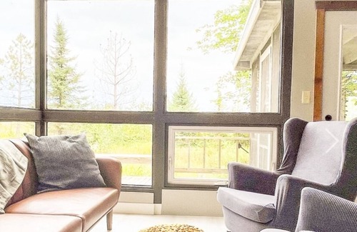 Cornucopia Cottage | Beachside Cottage - on Lake Superior