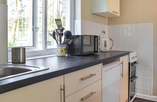 Llanybri House | Beachside