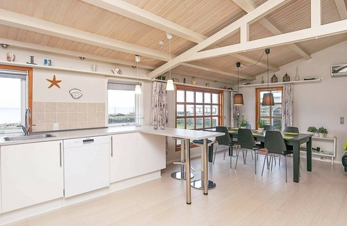 Frørup House | Beachside Gem for 6 - By Traum Ferienwohnungen
