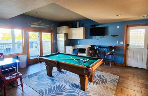 Ocean Isle Estates House | Beachside home short walk to beach with private pool, hot tub & game room