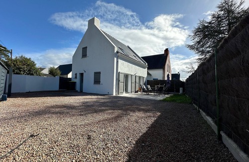 Mesquer Cottage | Beachside Retreat with Garden, Terrace & Bikes - 3BR, Sleeps 6, Near Shops & Beach