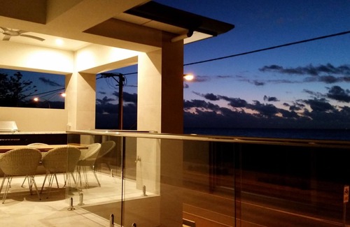 Largs Bay Apartment | Beachside Sunset Vista Adelaide - couples getaway