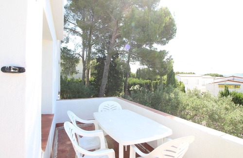 Llanca House | Beachside Villa with Garden, Terrace & WiFi, 100m from La Farella Beach in Llançà