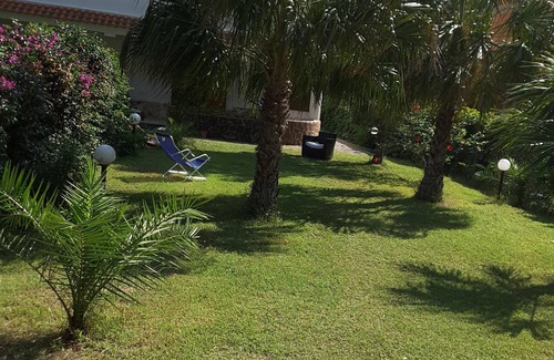 Furnari Villa | beachvilla in front eolian islands near milazzo