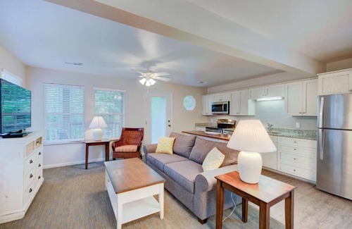 Sea Scape Condo | Beachwoods Resort - 2BR Unit: 1 BR with an Open Loft