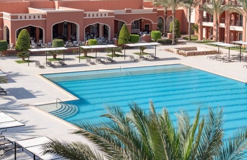 Marsa Matruh Resort | Beachy Vibes & Boutique Comforts by the Bay l Breakfast, Pool & Spa Access